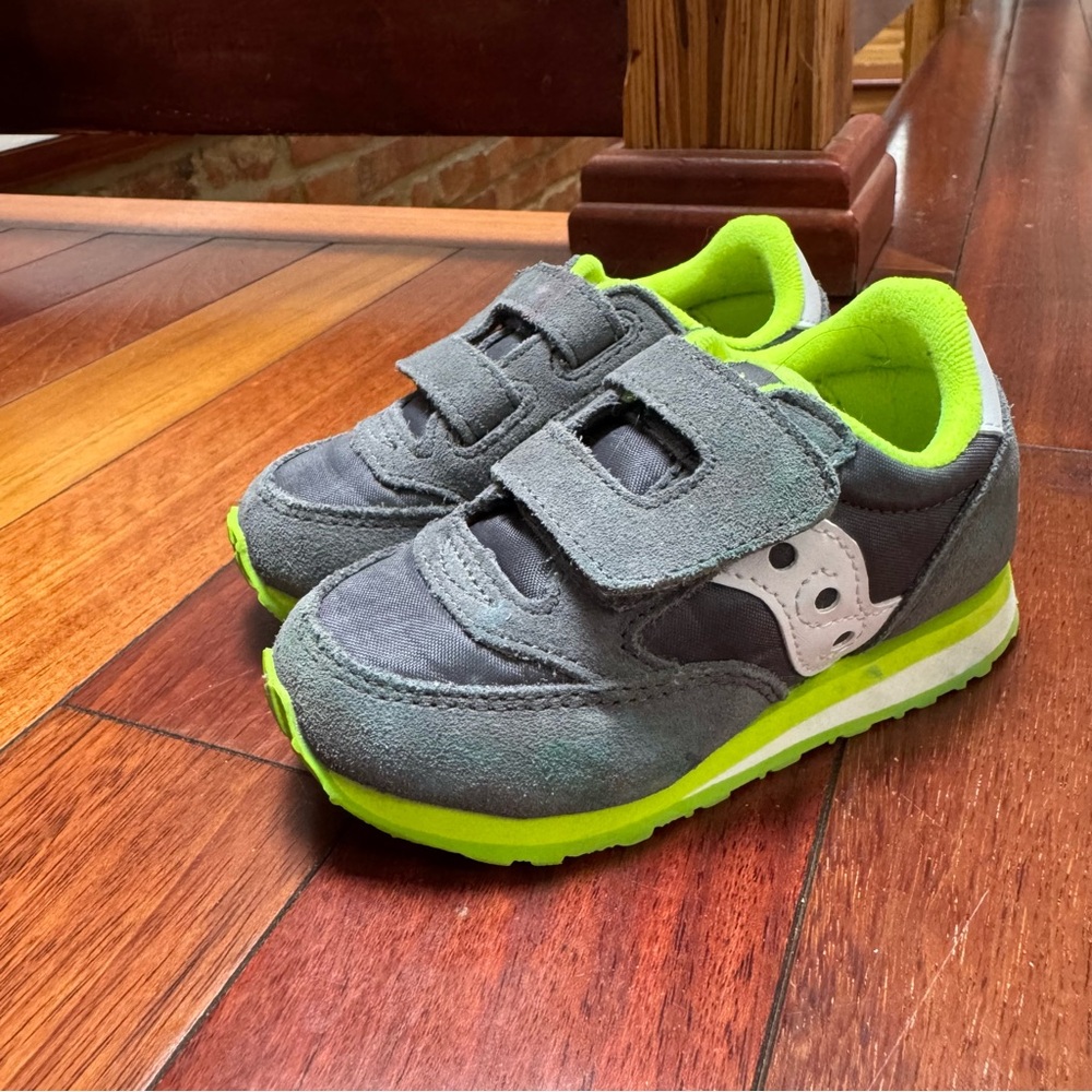 🍋‍🟩 Saucony Kids Gray and Neon Green Sneakers - Toddler 7.5